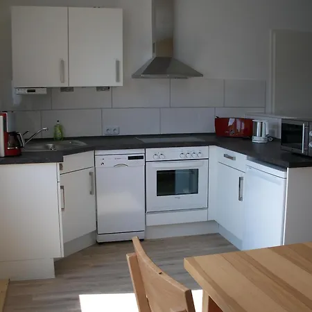 Komfortable In Seeholz Mit Eigener Terrasse Apartment *