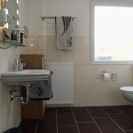 Apartment Komfortable In Seeholz Mit Eigener Terrasse *